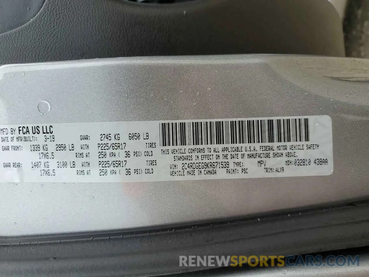 14 Photograph of a damaged car 2C4RDGEG9KR671539 DODGE CARAVAN 2019