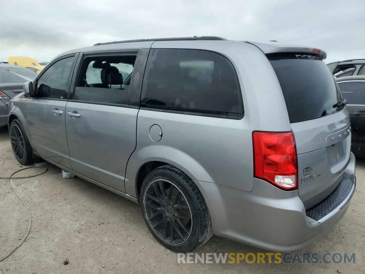 2 Photograph of a damaged car 2C4RDGEG9KR671539 DODGE CARAVAN 2019