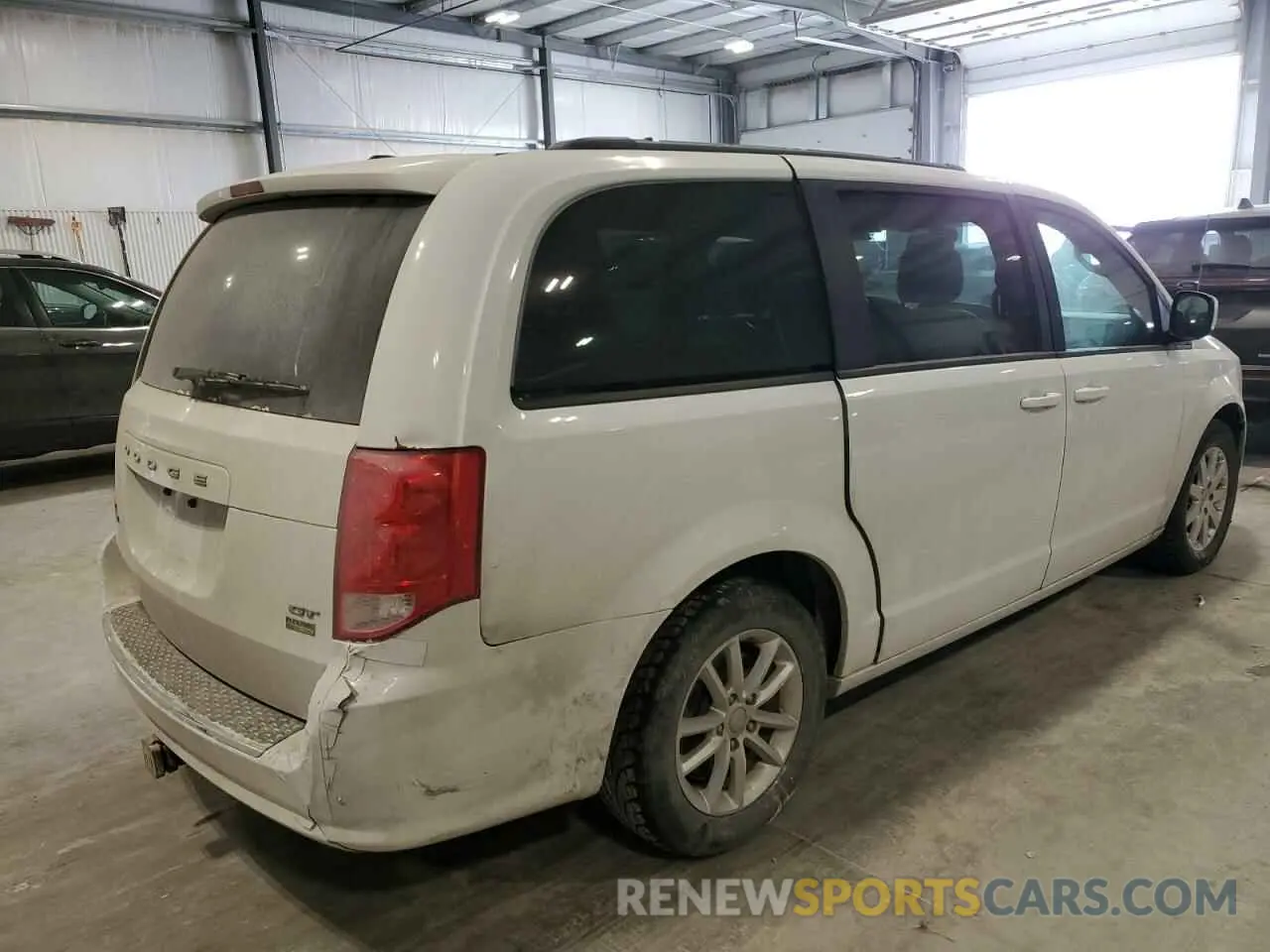 3 Photograph of a damaged car 2C4RDGEG9KR674117 DODGE CARAVAN 2019