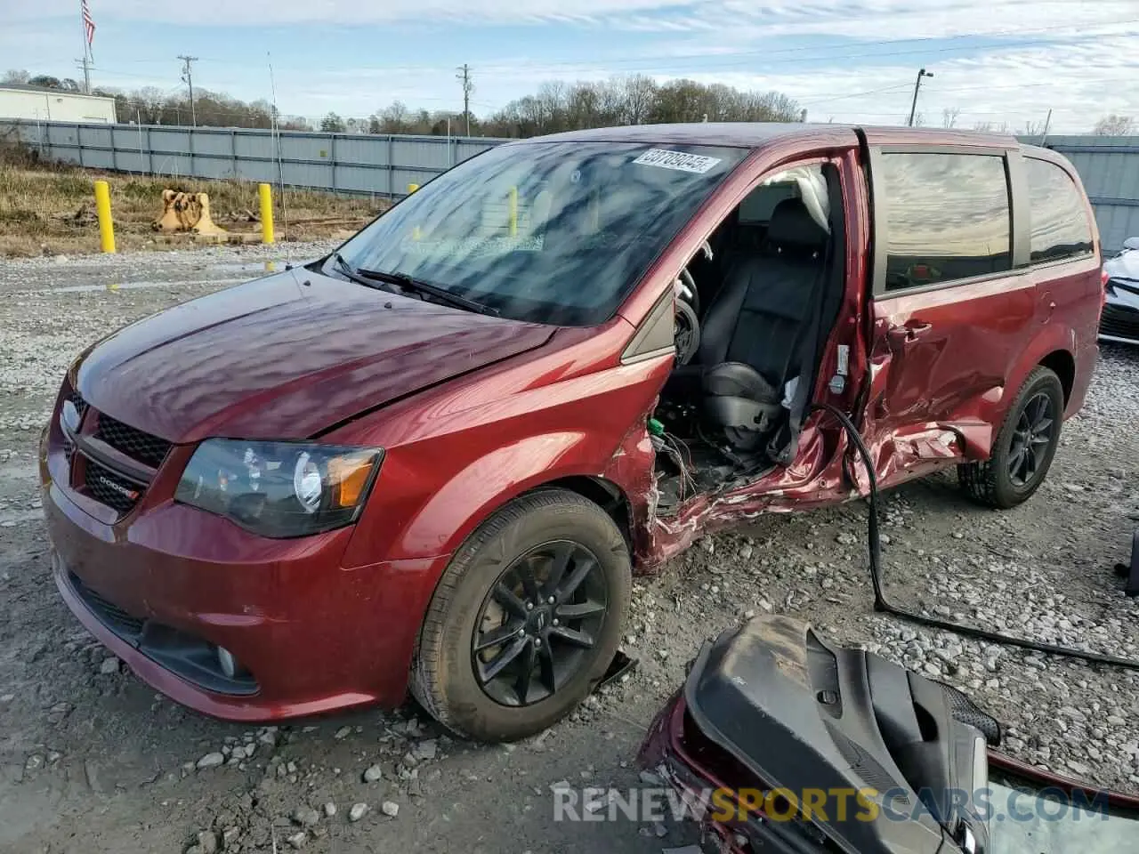 1 Photograph of a damaged car 2C4RDGEG9KR676000 DODGE CARAVAN 2019