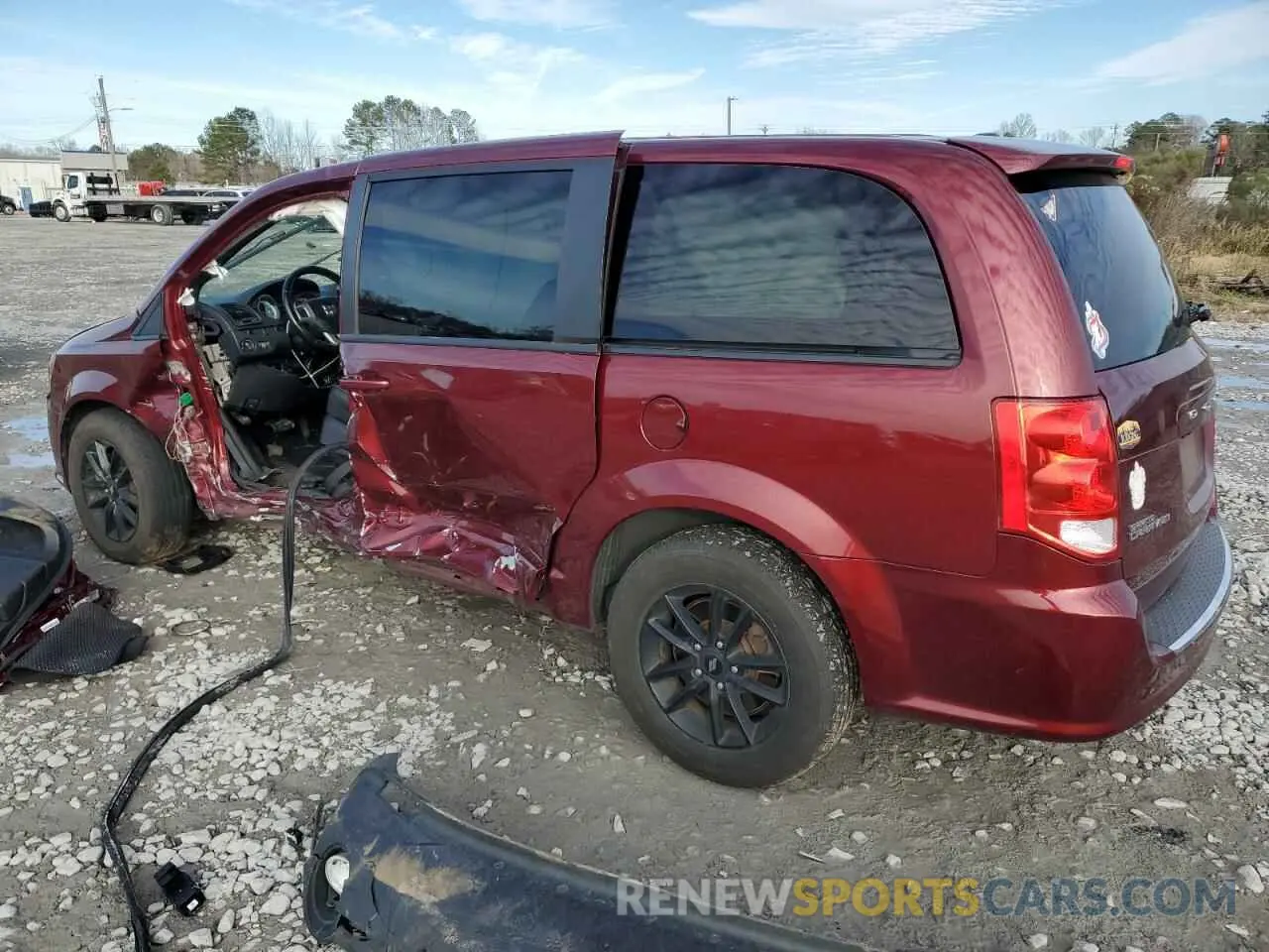 2 Photograph of a damaged car 2C4RDGEG9KR676000 DODGE CARAVAN 2019
