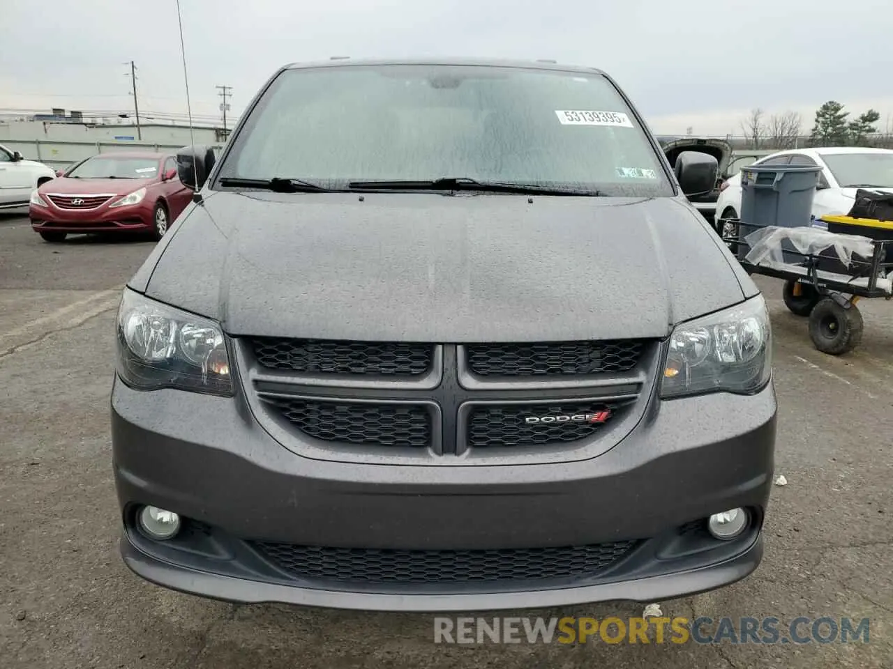 5 Photograph of a damaged car 2C4RDGEG9KR723784 DODGE CARAVAN 2019