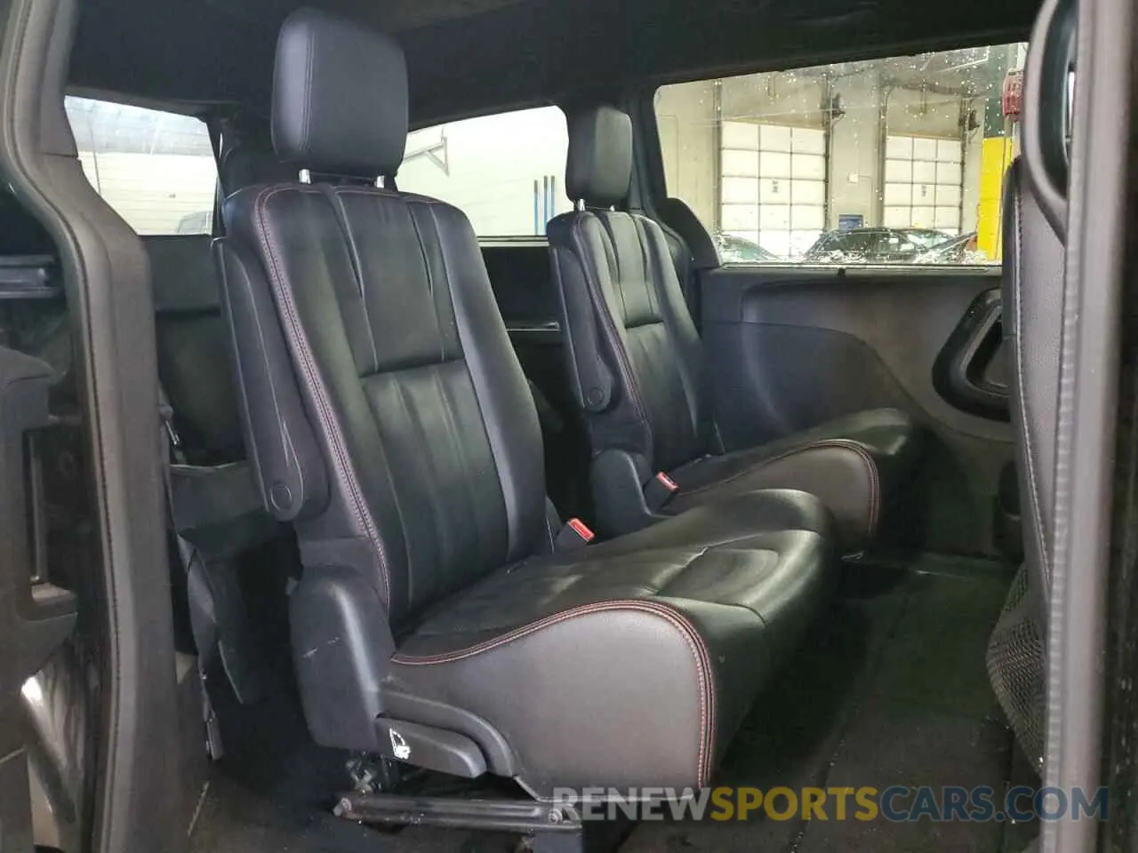 11 Photograph of a damaged car 2C4RDGEG9KR791499 DODGE CARAVAN 2019