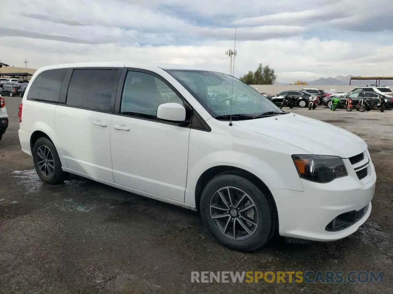 4 Photograph of a damaged car 2C4RDGEGXKR568078 DODGE CARAVAN 2019