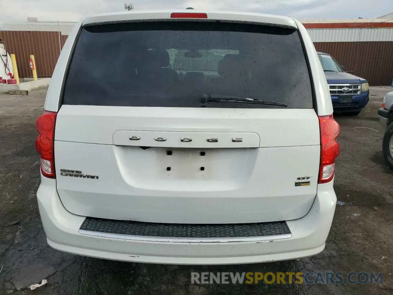 6 Photograph of a damaged car 2C4RDGEGXKR568078 DODGE CARAVAN 2019