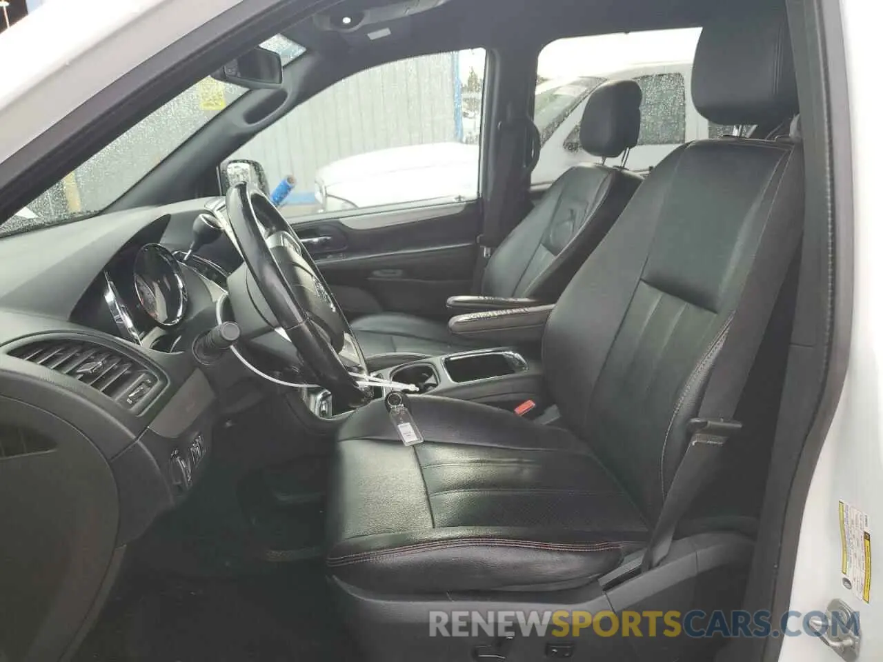 7 Photograph of a damaged car 2C4RDGEGXKR568078 DODGE CARAVAN 2019
