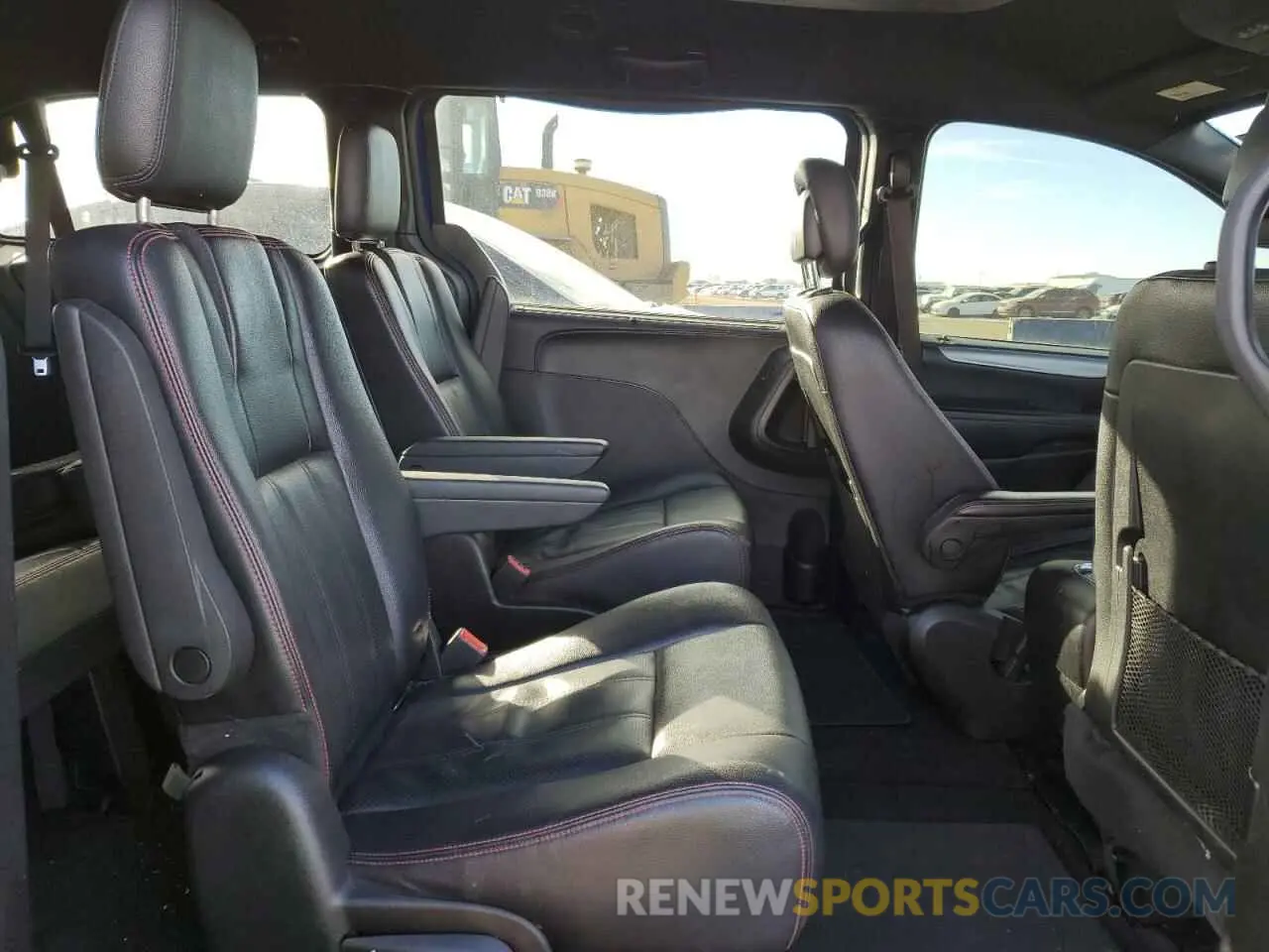 11 Photograph of a damaged car 2C4RDGEGXKR621250 DODGE CARAVAN 2019