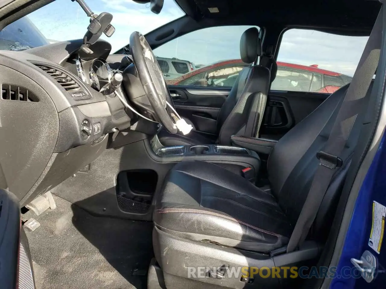 7 Photograph of a damaged car 2C4RDGEGXKR621250 DODGE CARAVAN 2019