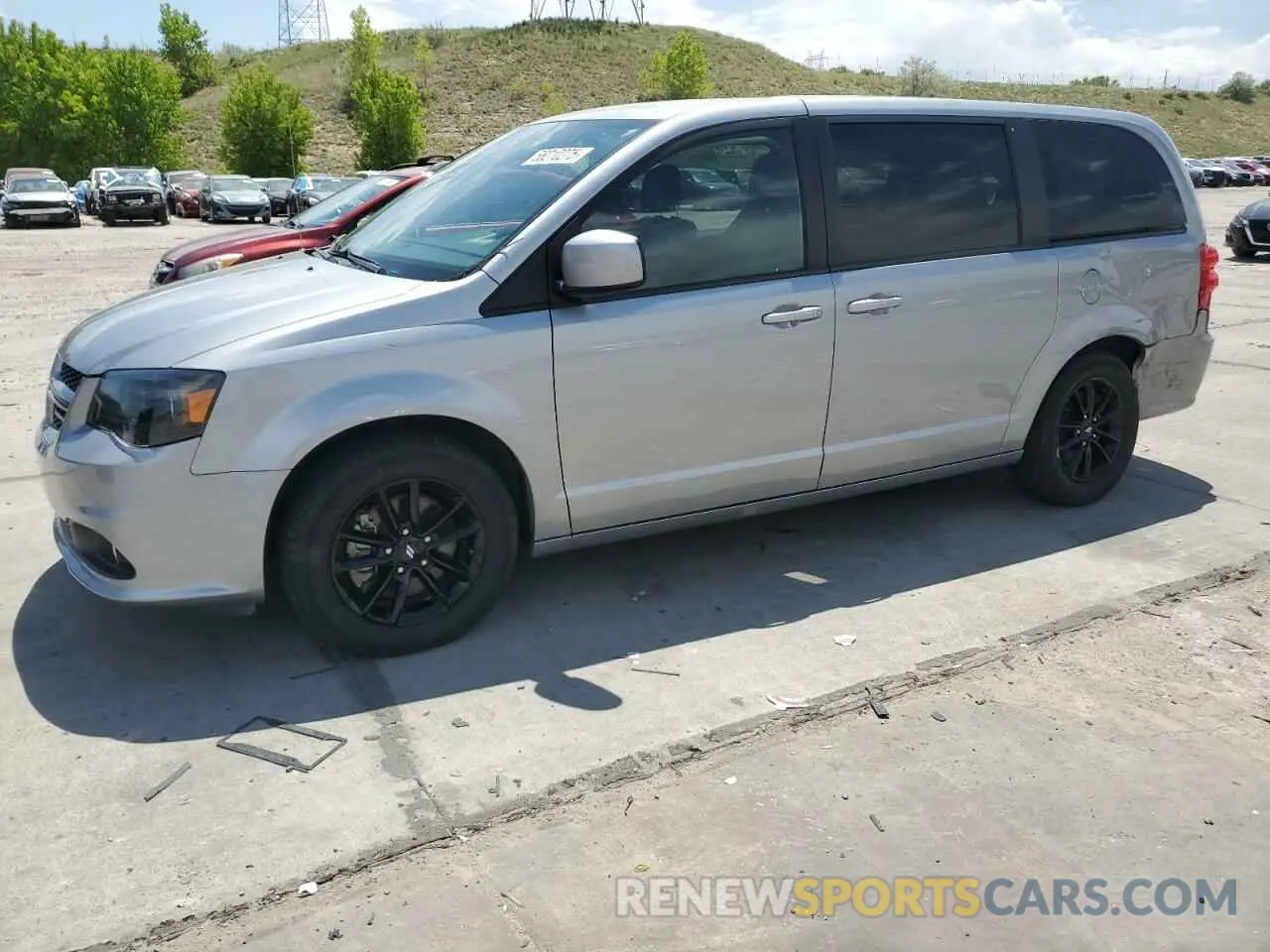1 Photograph of a damaged car 2C4RDGEGXKR726810 DODGE CARAVAN 2019