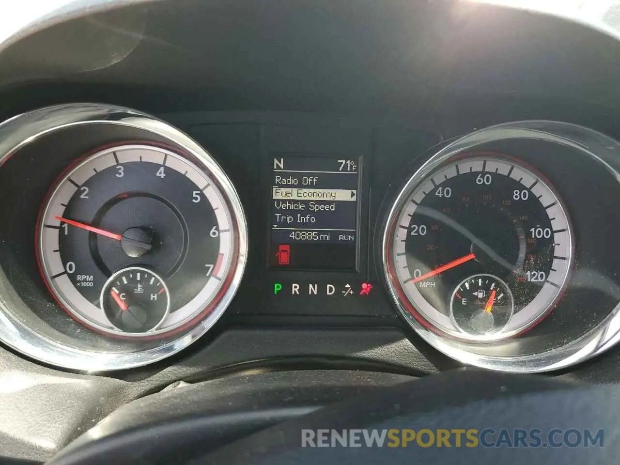 9 Photograph of a damaged car 2C4RDGEGXKR726810 DODGE CARAVAN 2019