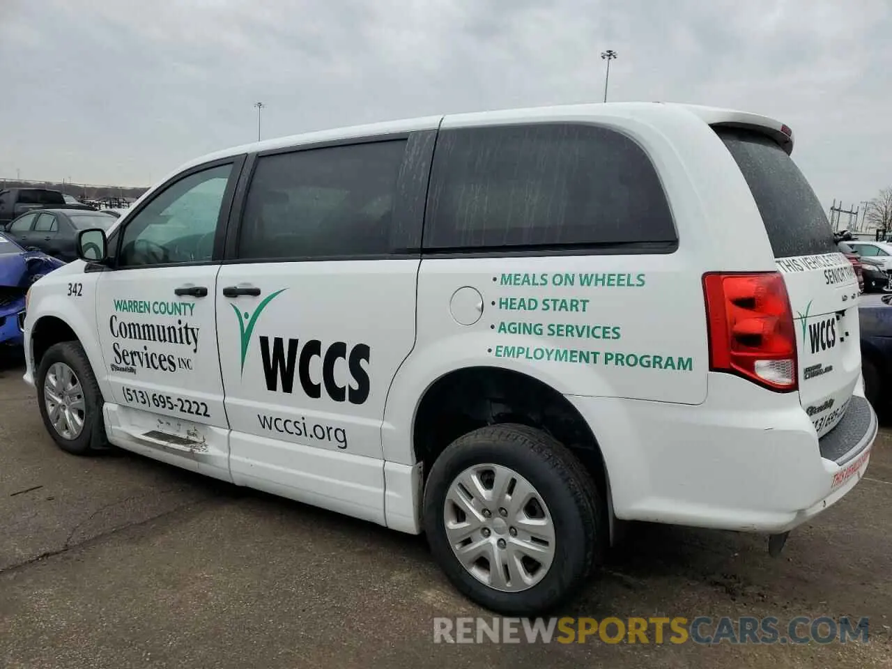 2 Photograph of a damaged car 2C7WDGBG0KR793832 DODGE CARAVAN 2019