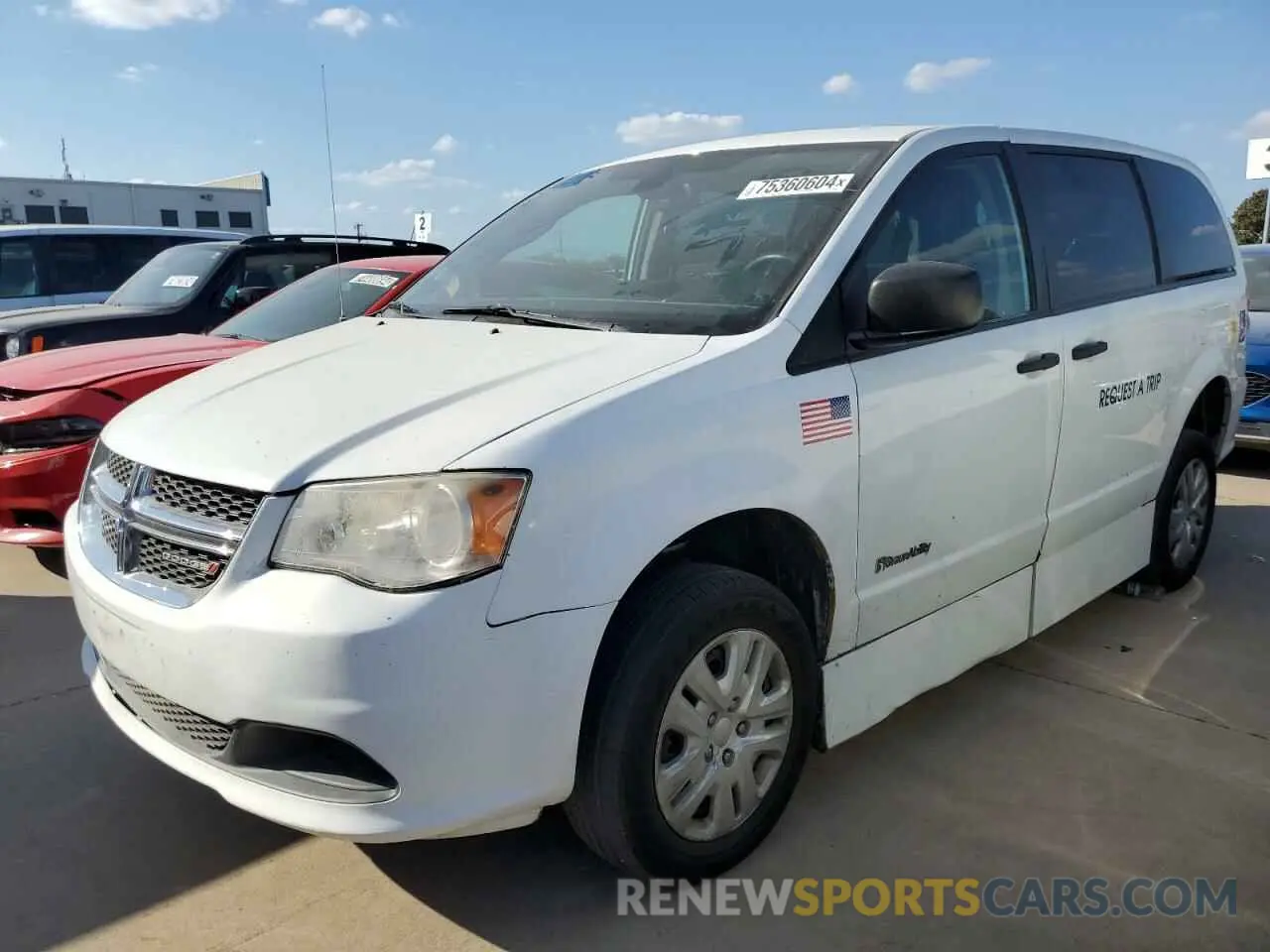 1 Photograph of a damaged car 2C7WDGBG5KR728443 DODGE CARAVAN 2019