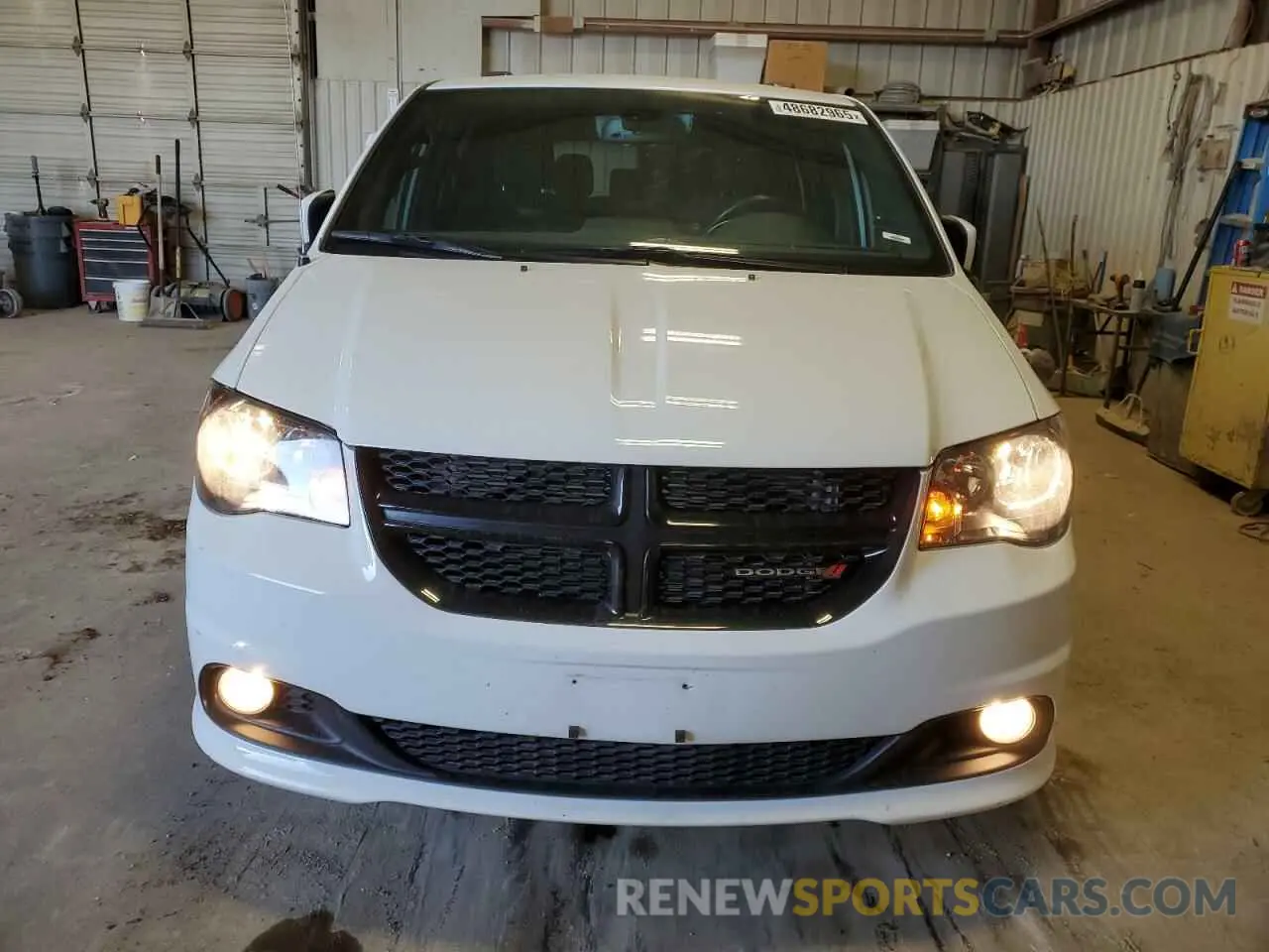 5 Photograph of a damaged car 2C4RDGBG1LR233779 DODGE CARAVAN 2020