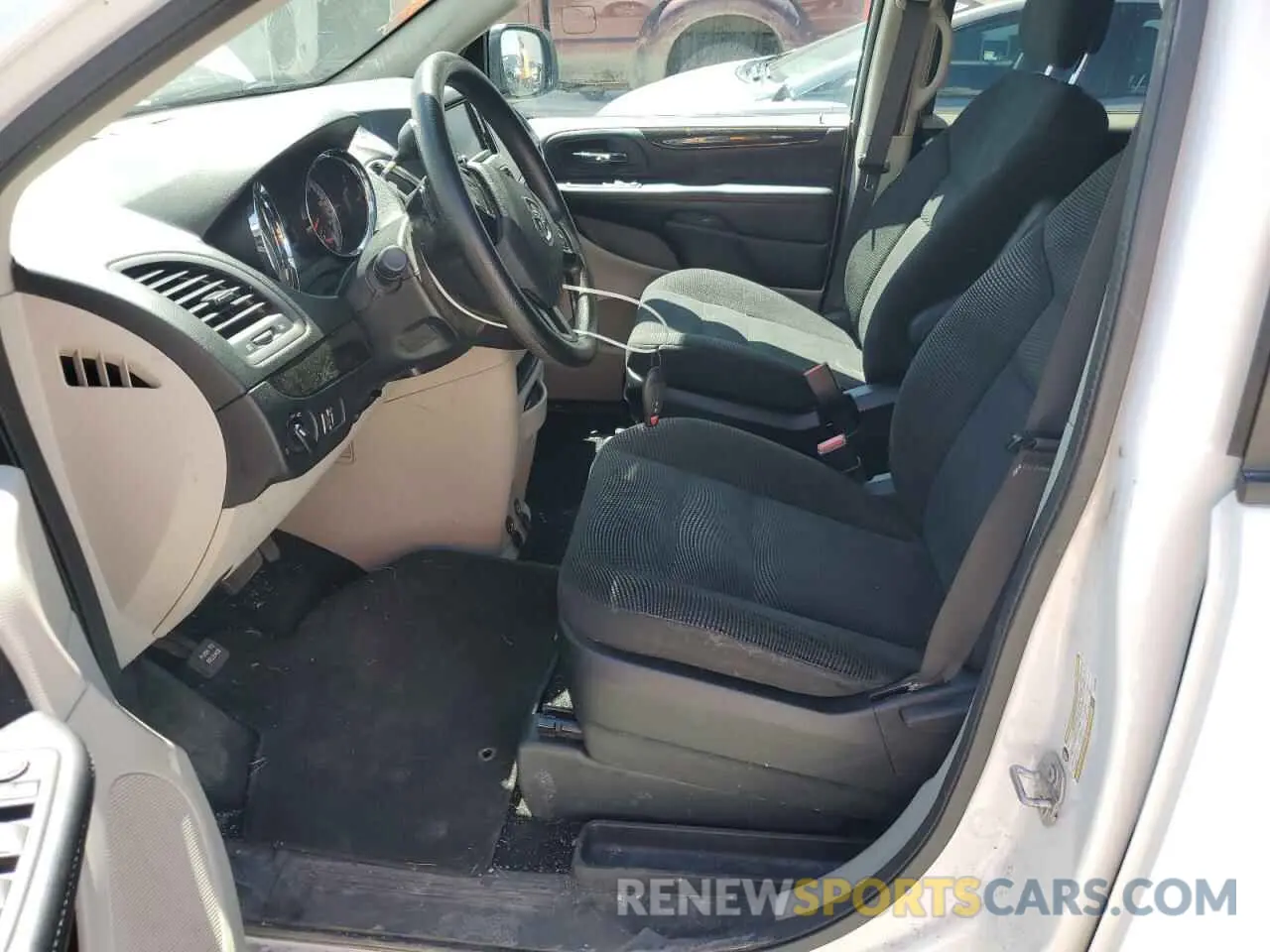 7 Photograph of a damaged car 2C4RDGBG2LR235590 DODGE CARAVAN 2020
