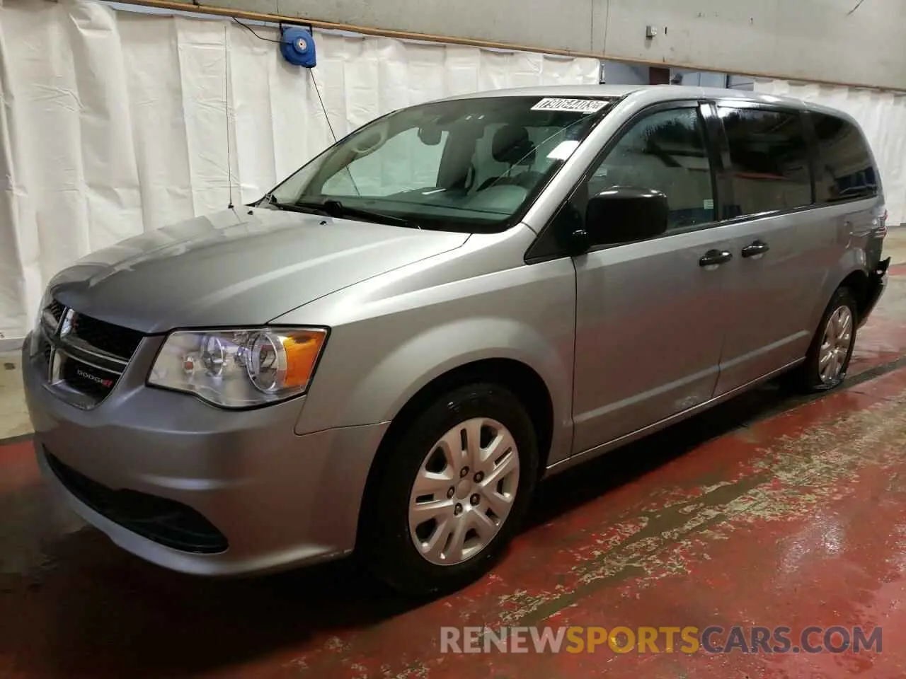 1 Photograph of a damaged car 2C4RDGBG3LR231516 DODGE CARAVAN 2020