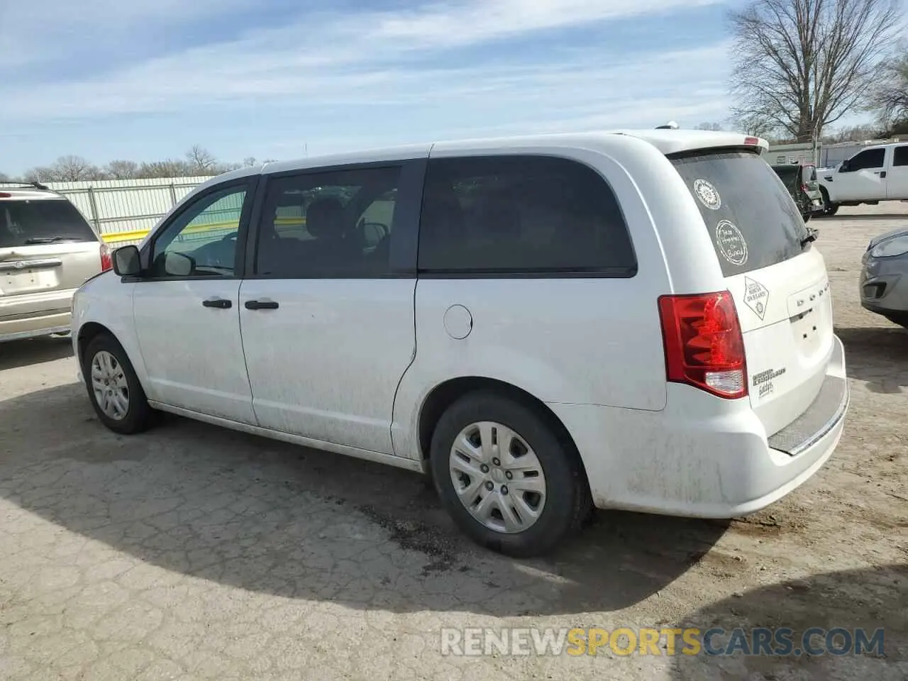 2 Photograph of a damaged car 2C4RDGBG3LR241379 DODGE CARAVAN 2020