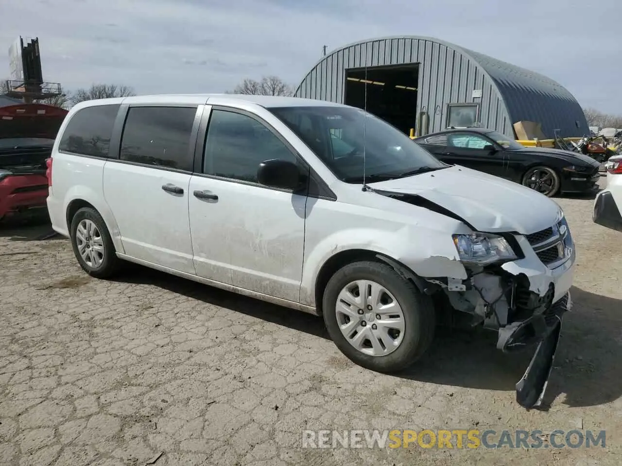 4 Photograph of a damaged car 2C4RDGBG3LR241379 DODGE CARAVAN 2020