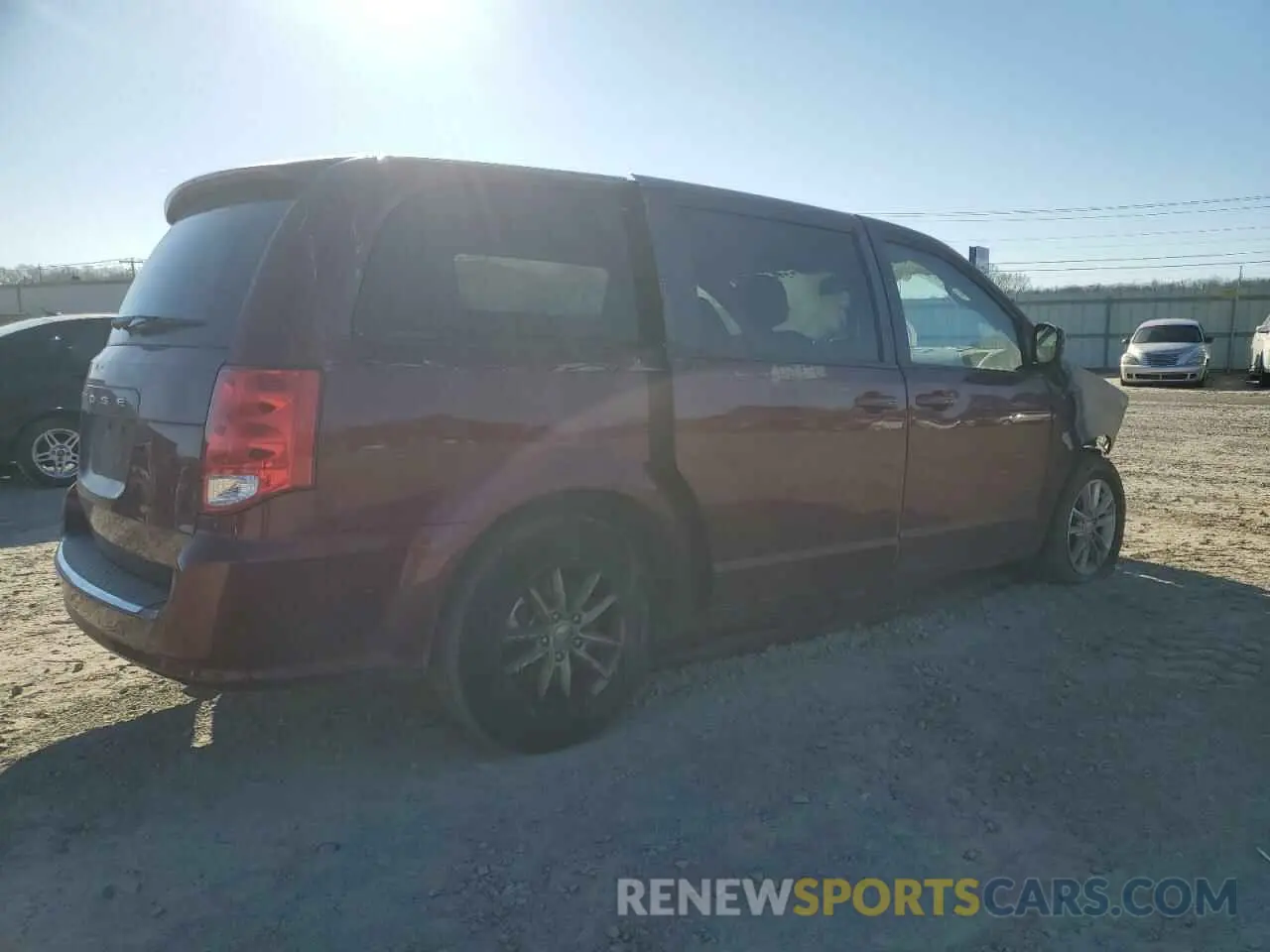 3 Photograph of a damaged car 2C4RDGBG4LR189535 DODGE CARAVAN 2020