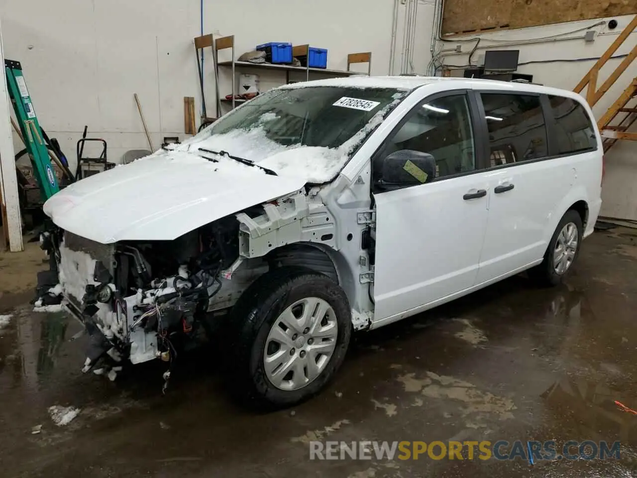 1 Photograph of a damaged car 2C4RDGBG4LR195139 DODGE CARAVAN 2020