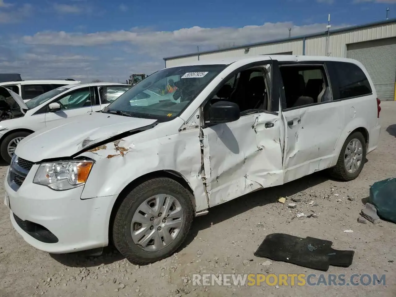 1 Photograph of a damaged car 2C4RDGBG5LR241321 DODGE CARAVAN 2020