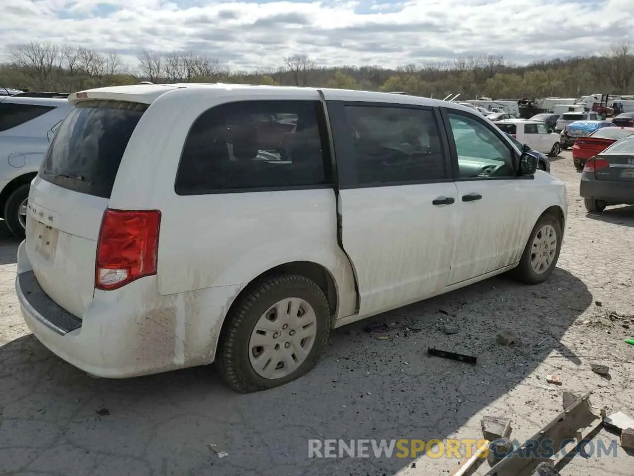 3 Photograph of a damaged car 2C4RDGBG5LR241321 DODGE CARAVAN 2020