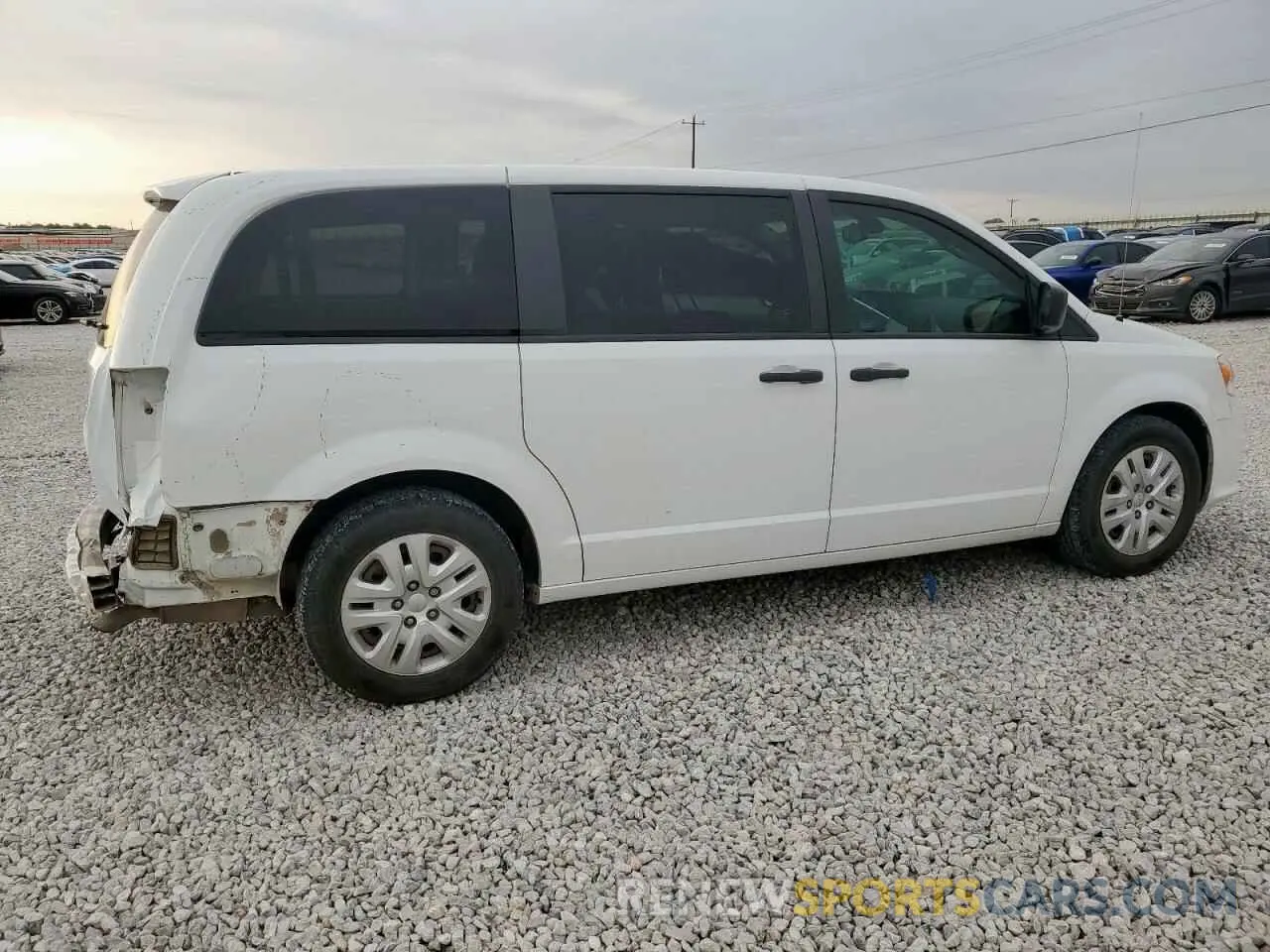 3 Photograph of a damaged car 2C4RDGBG6LR237326 DODGE CARAVAN 2020