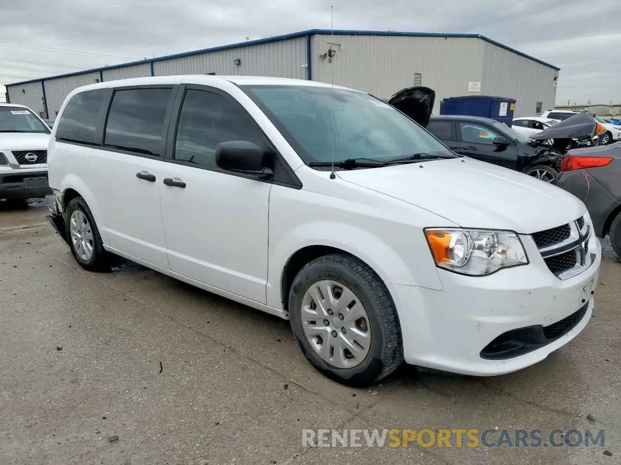 4 Photograph of a damaged car 2C4RDGBG6LR237326 DODGE CARAVAN 2020