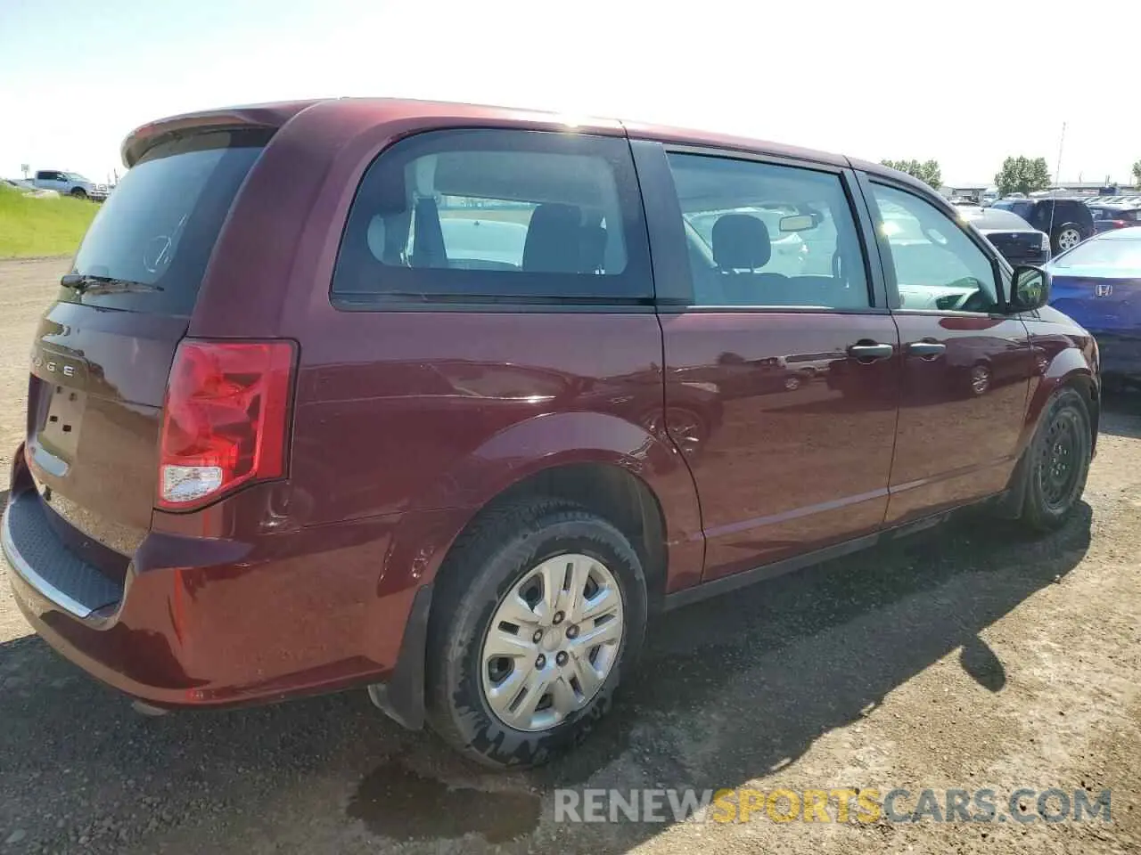 3 Photograph of a damaged car 2C4RDGBG7LR185012 DODGE CARAVAN 2020