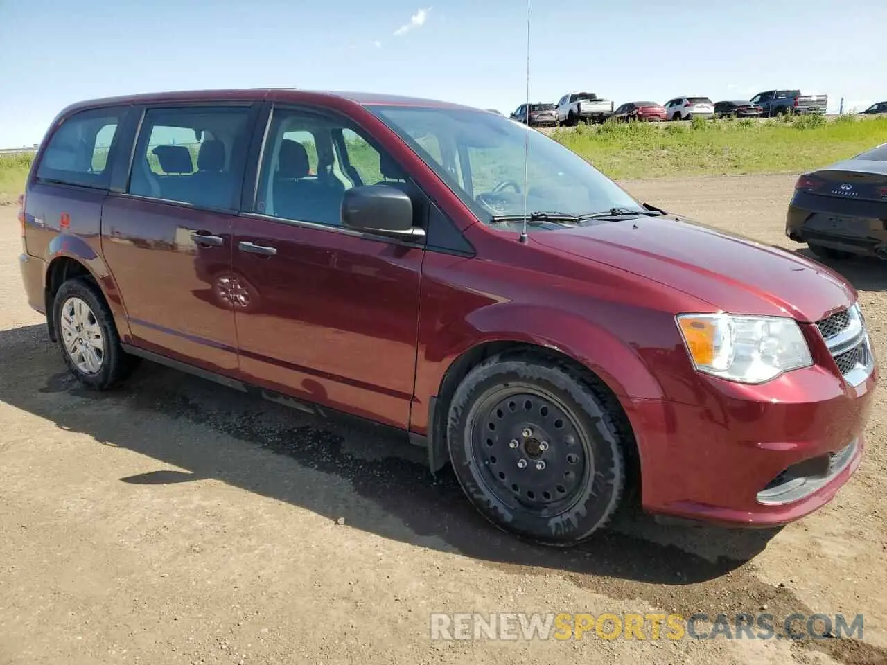 4 Photograph of a damaged car 2C4RDGBG7LR185012 DODGE CARAVAN 2020
