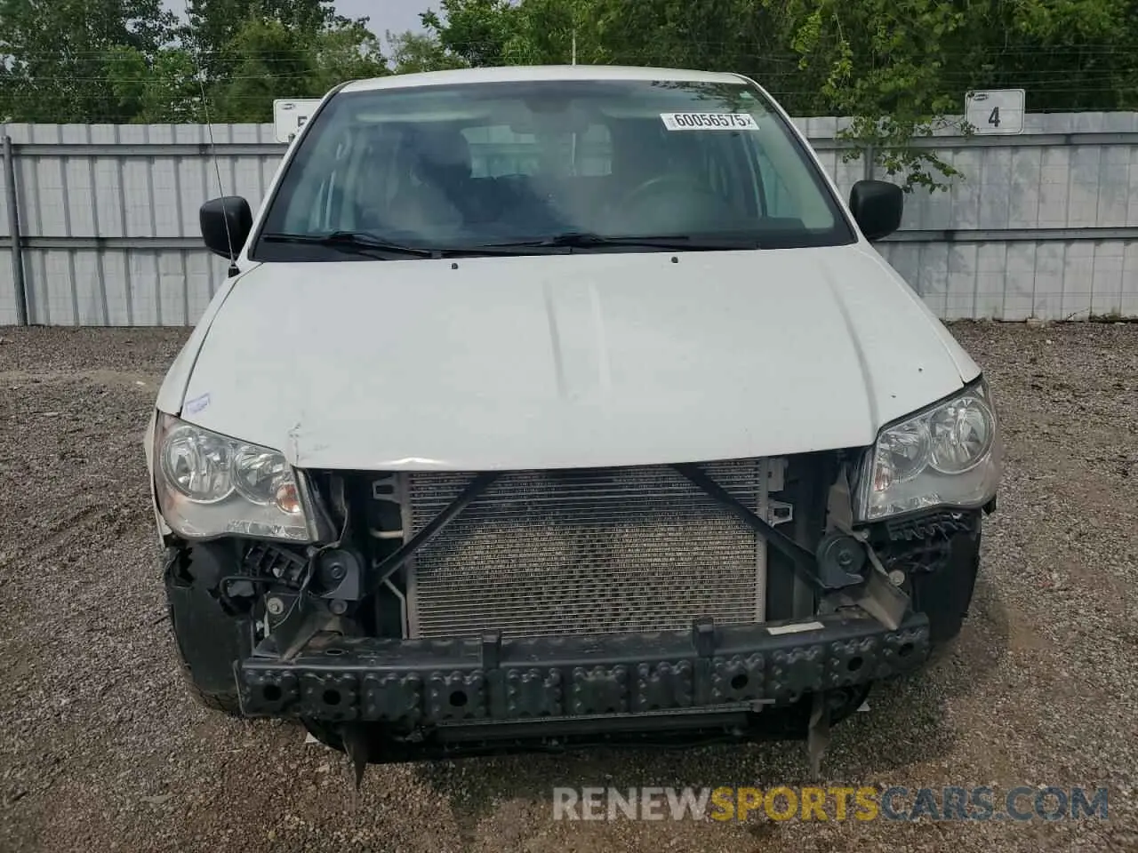 5 Photograph of a damaged car 2C4RDGBG8LR202688 DODGE CARAVAN 2020