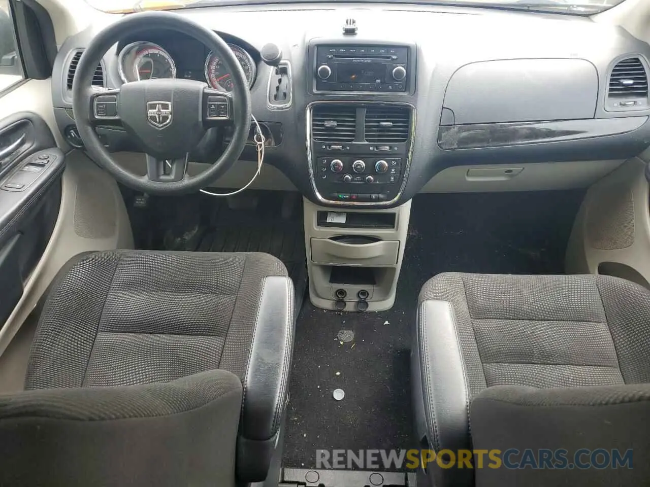 8 Photograph of a damaged car 2C4RDGBG8LR202688 DODGE CARAVAN 2020