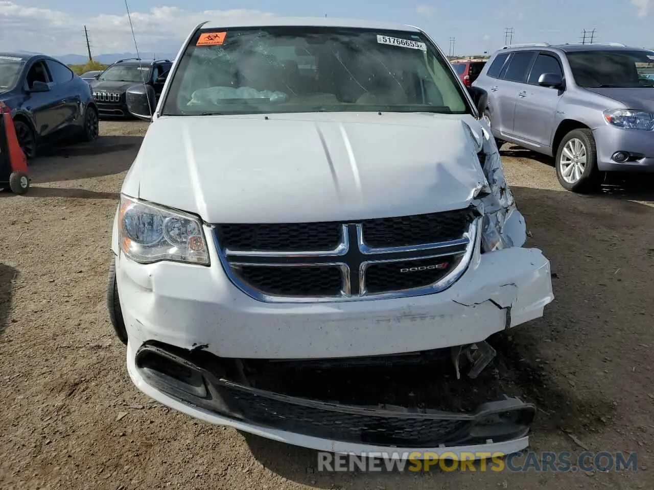 5 Photograph of a damaged car 2C4RDGBGXLR221811 DODGE CARAVAN 2020
