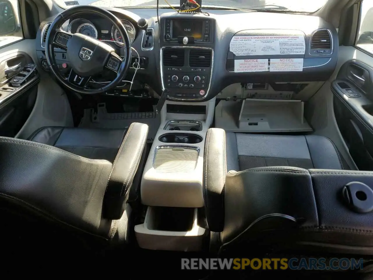 8 Photograph of a damaged car 2C4RDGCG1LR179849 DODGE CARAVAN 2020