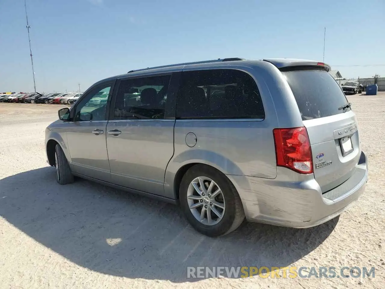 2 Photograph of a damaged car 2C4RDGCG3LR153561 DODGE CARAVAN 2020