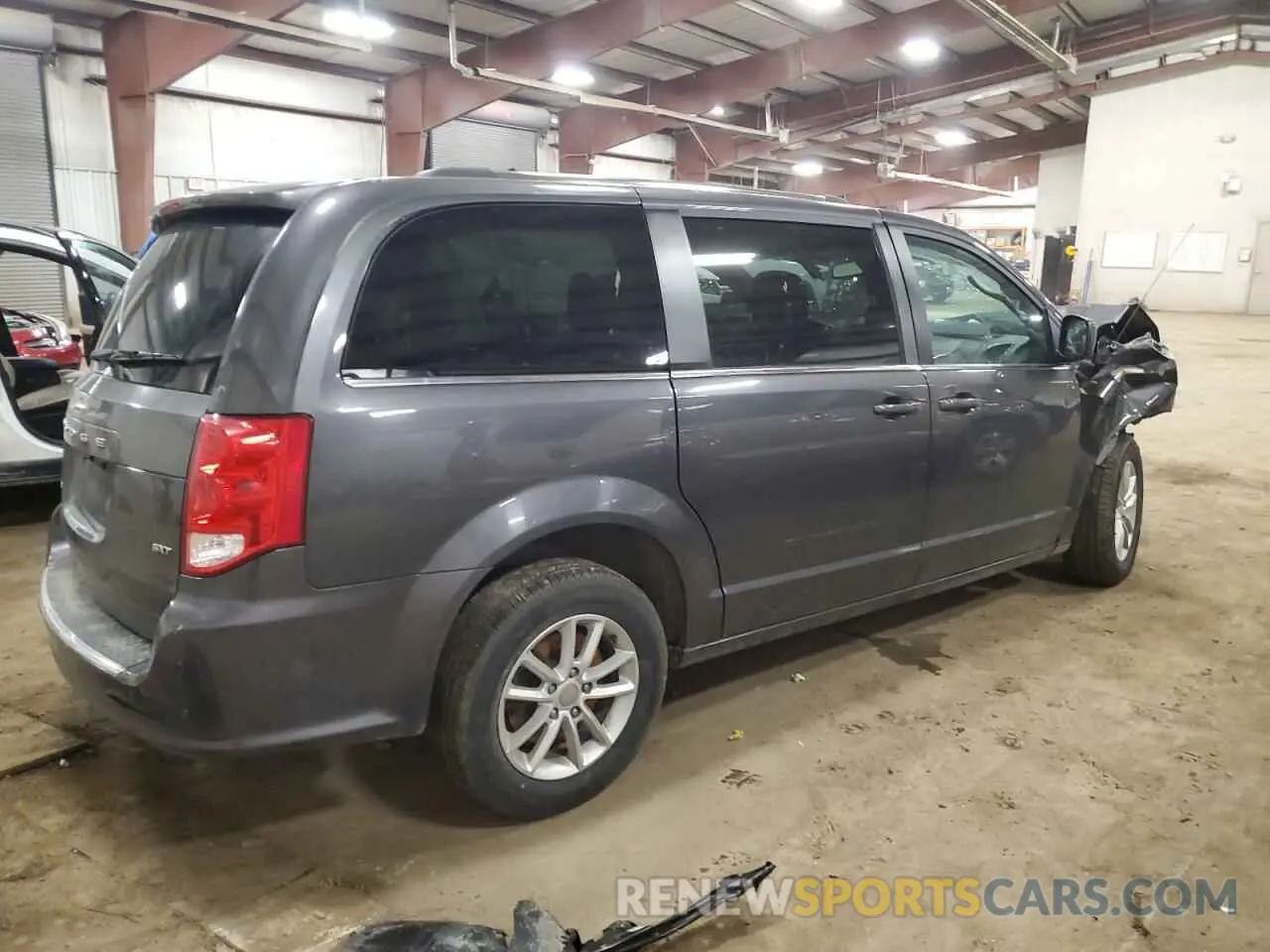 3 Photograph of a damaged car 2C4RDGCG3LR201530 DODGE CARAVAN 2020