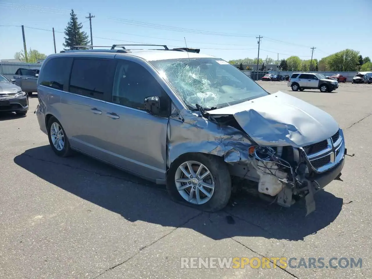 4 Photograph of a damaged car 2C4RDGCG7LR179435 DODGE CARAVAN 2020