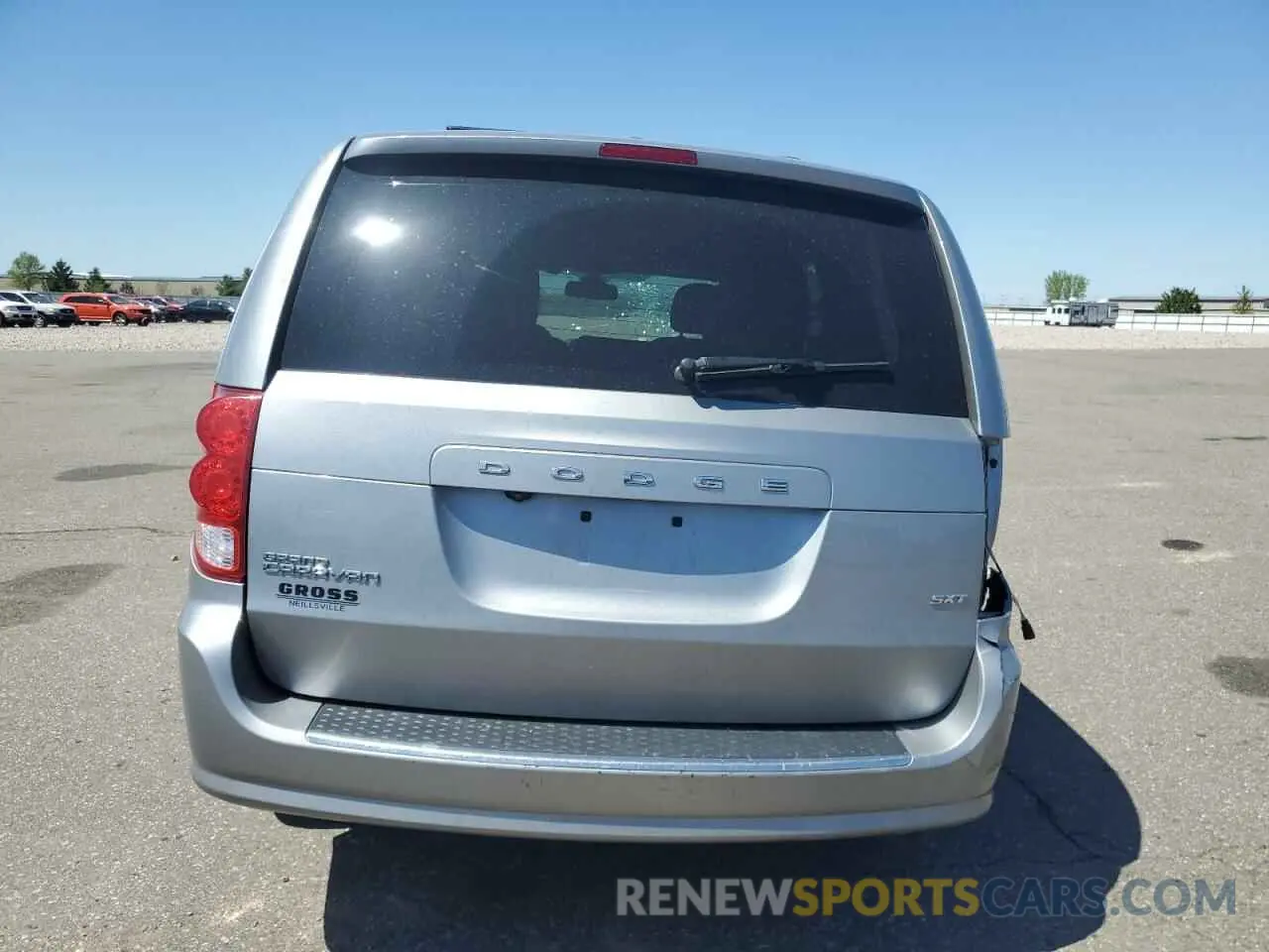 6 Photograph of a damaged car 2C4RDGCG7LR179435 DODGE CARAVAN 2020
