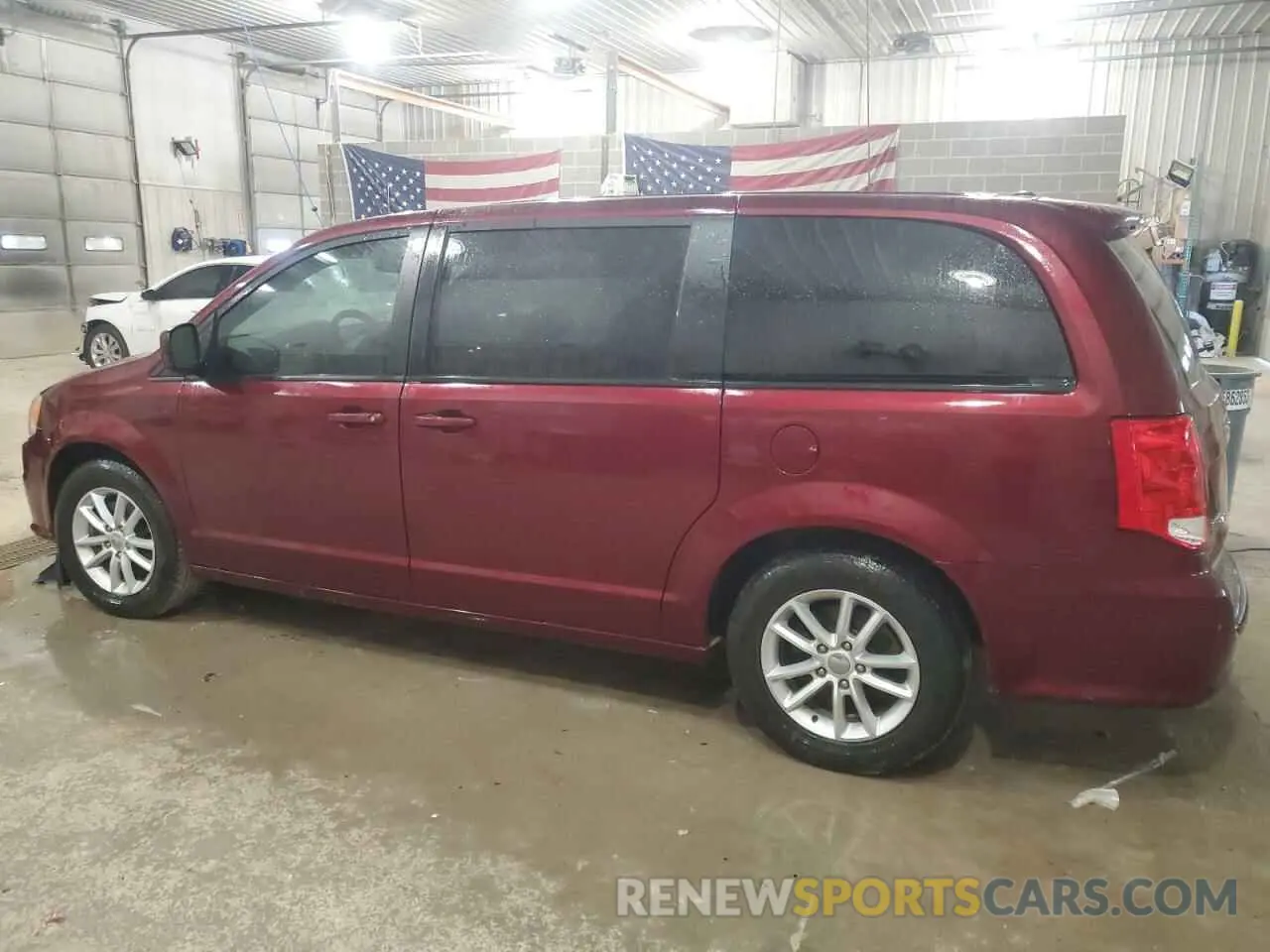 2 Photograph of a damaged car 2C4RDGCG8LR227881 DODGE CARAVAN 2020