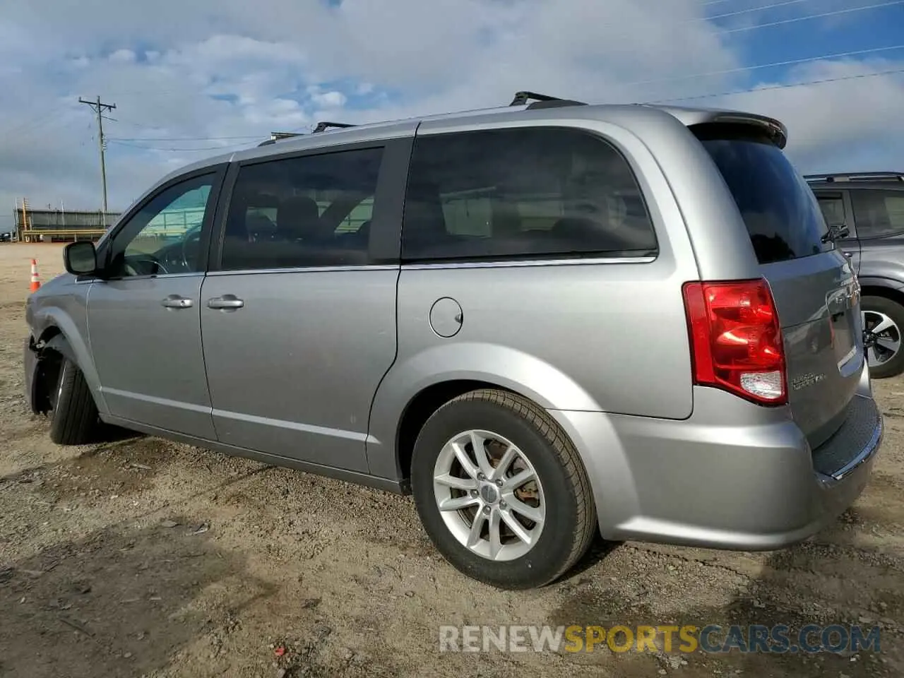2 Photograph of a damaged car 2C4RDGCGXLR174892 DODGE CARAVAN 2020