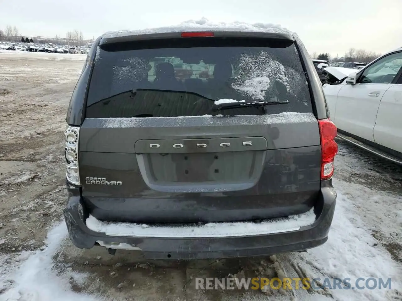 6 Photograph of a damaged car 2C4RDGCGXLR214436 DODGE CARAVAN 2020
