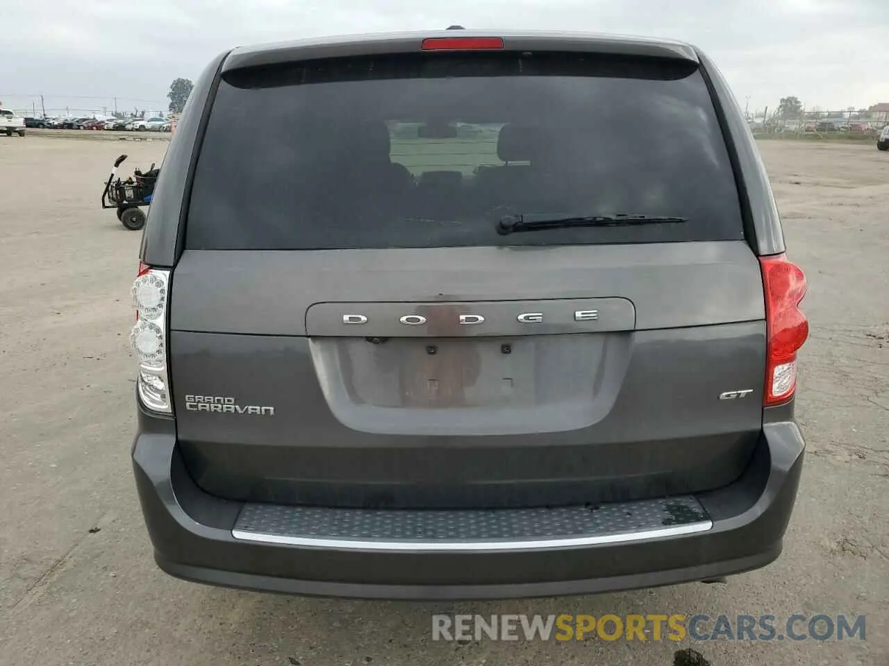 6 Photograph of a damaged car 2C4RDGEG0LR188779 DODGE CARAVAN 2020