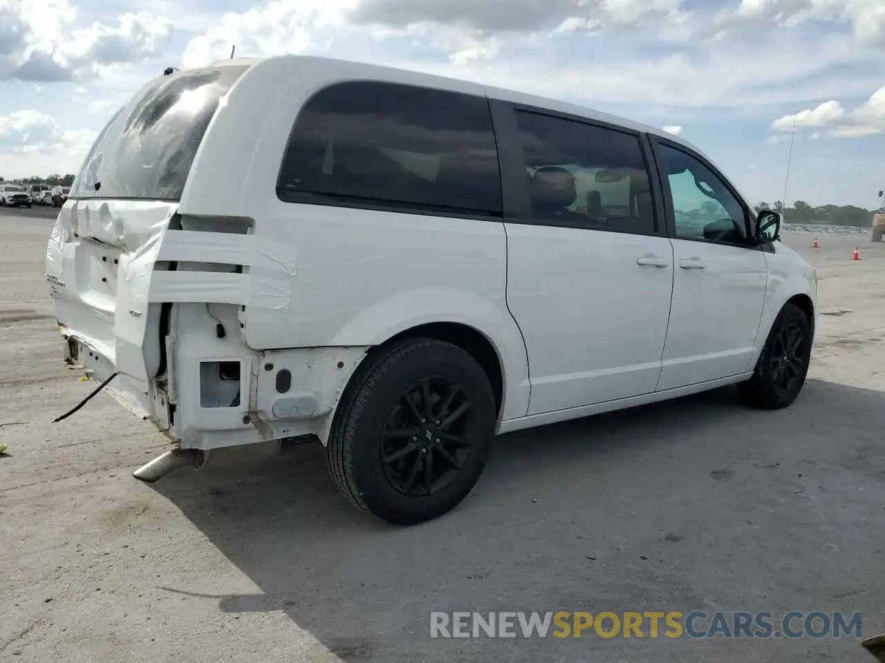 3 Photograph of a damaged car 2C4RDGEG4LR198957 DODGE CARAVAN 2020