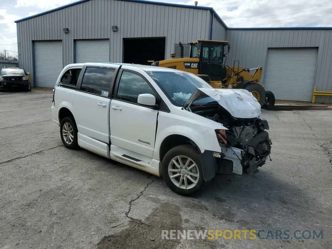 4 Photograph of a damaged car 2C4RDGEG5LR188857 DODGE CARAVAN 2020