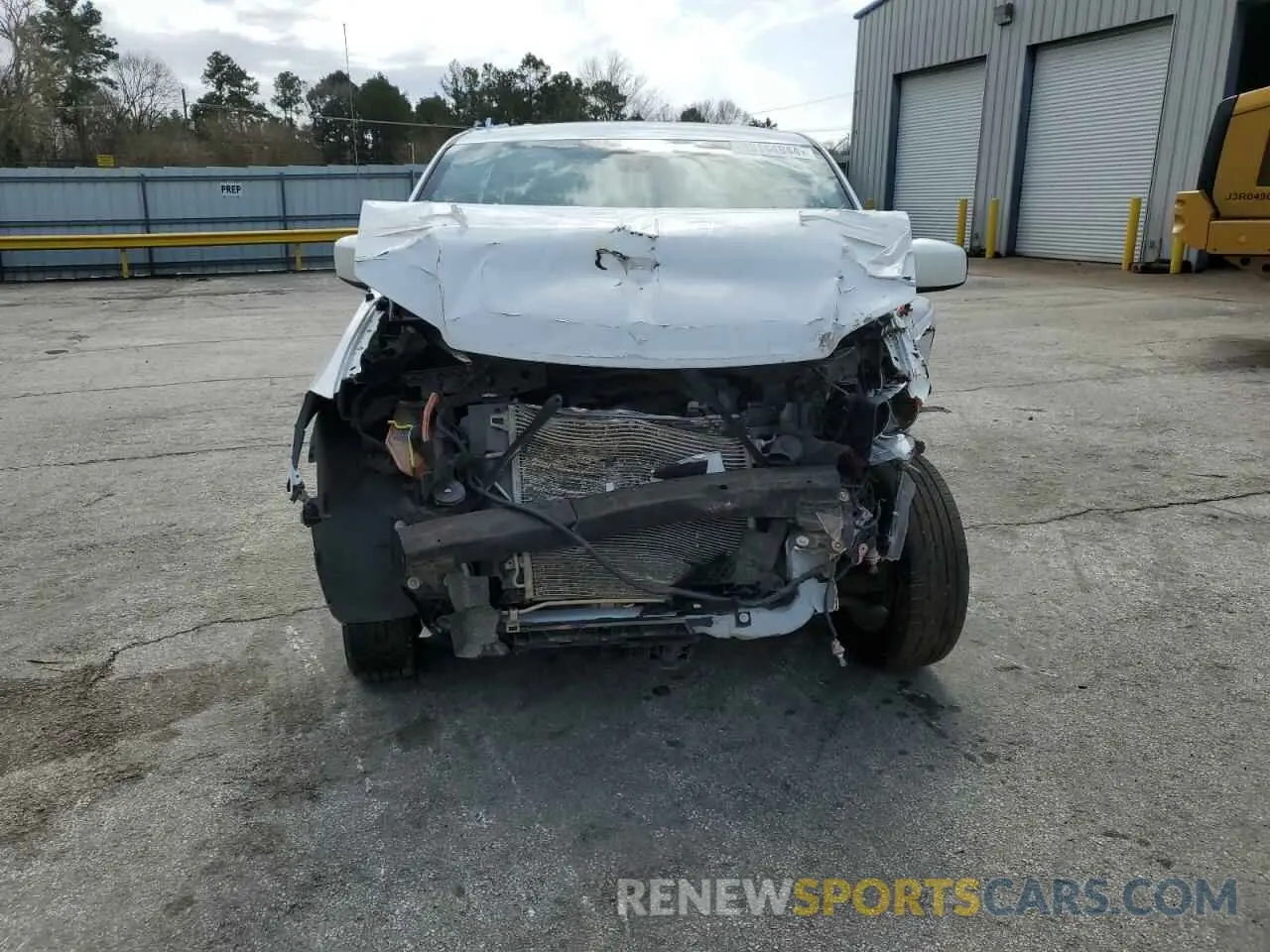 5 Photograph of a damaged car 2C4RDGEG5LR188857 DODGE CARAVAN 2020