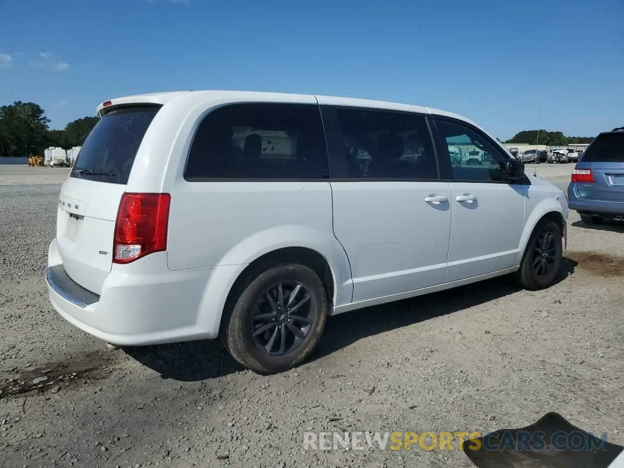 3 Photograph of a damaged car 2C4RDGEG6LR187832 DODGE CARAVAN 2020