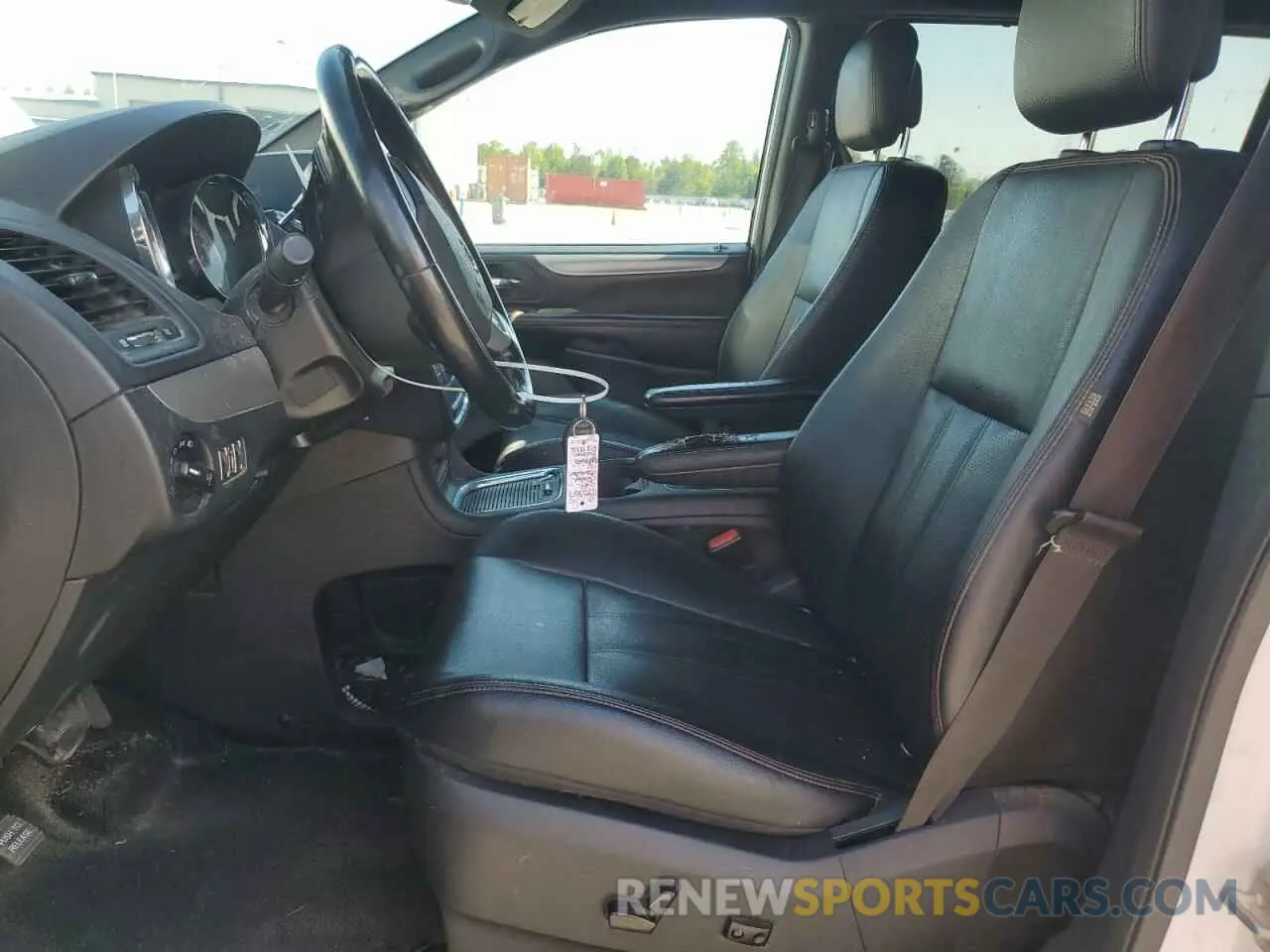 7 Photograph of a damaged car 2C4RDGEG6LR187832 DODGE CARAVAN 2020