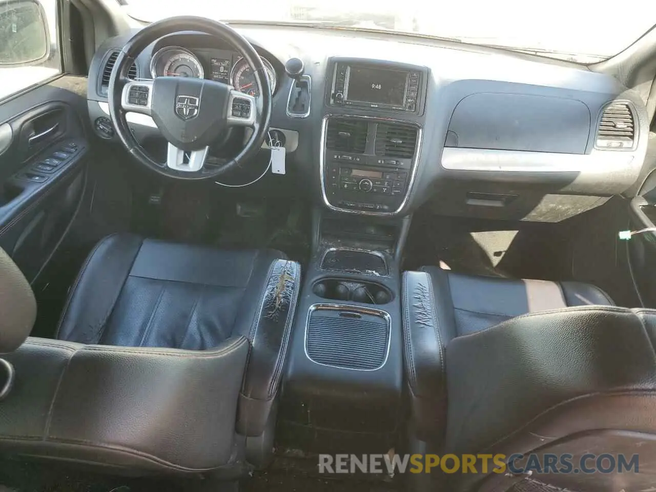 8 Photograph of a damaged car 2C4RDGEG6LR187832 DODGE CARAVAN 2020