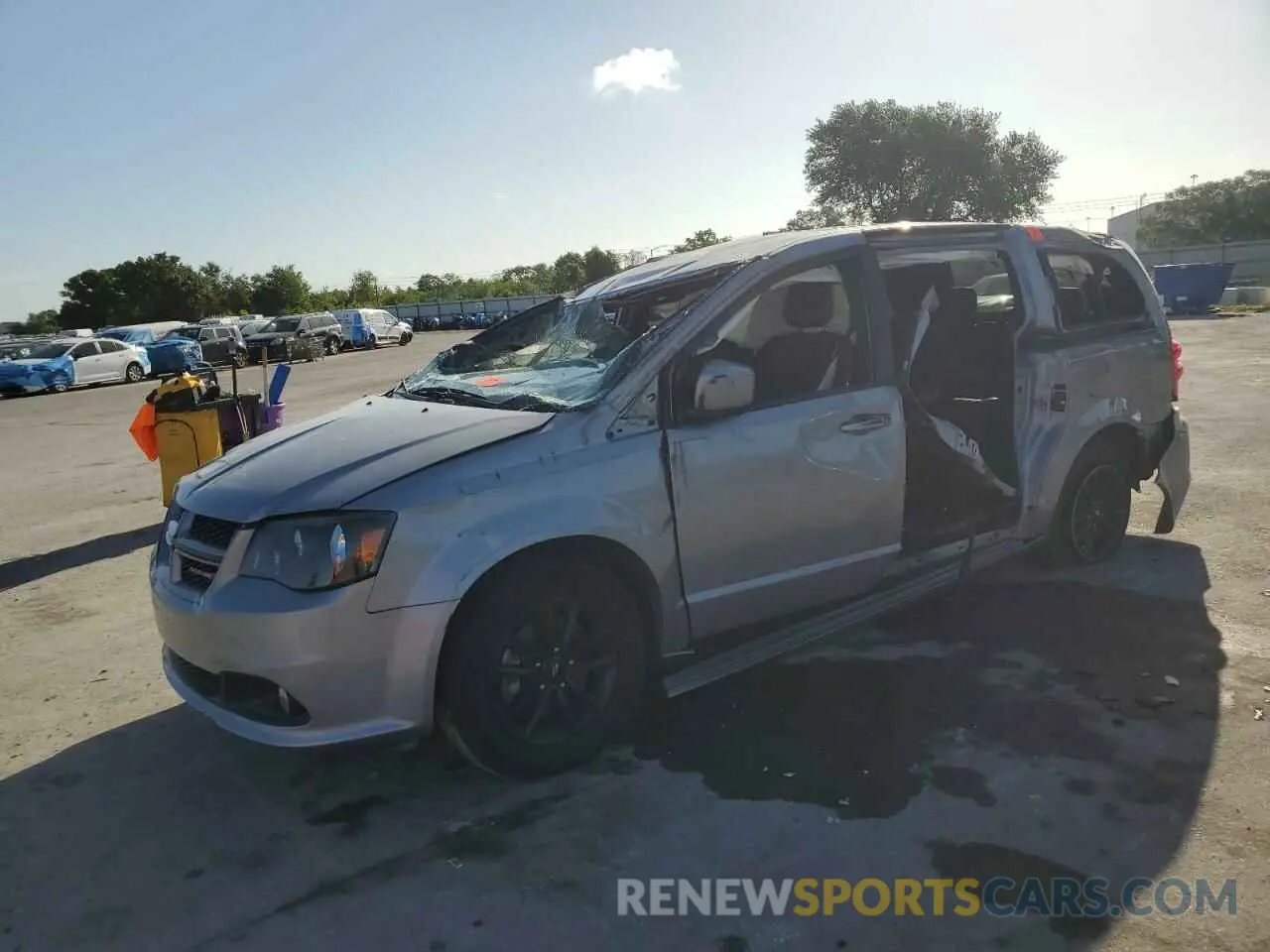 1 Photograph of a damaged car 2C4RDGEG7LR179058 DODGE CARAVAN 2020