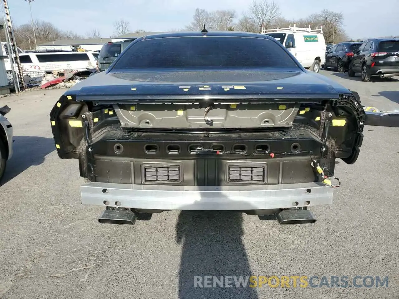 6 Photograph of a damaged car 2C3CDZFJ0FH774344 DODGE CHALLENGER 2015