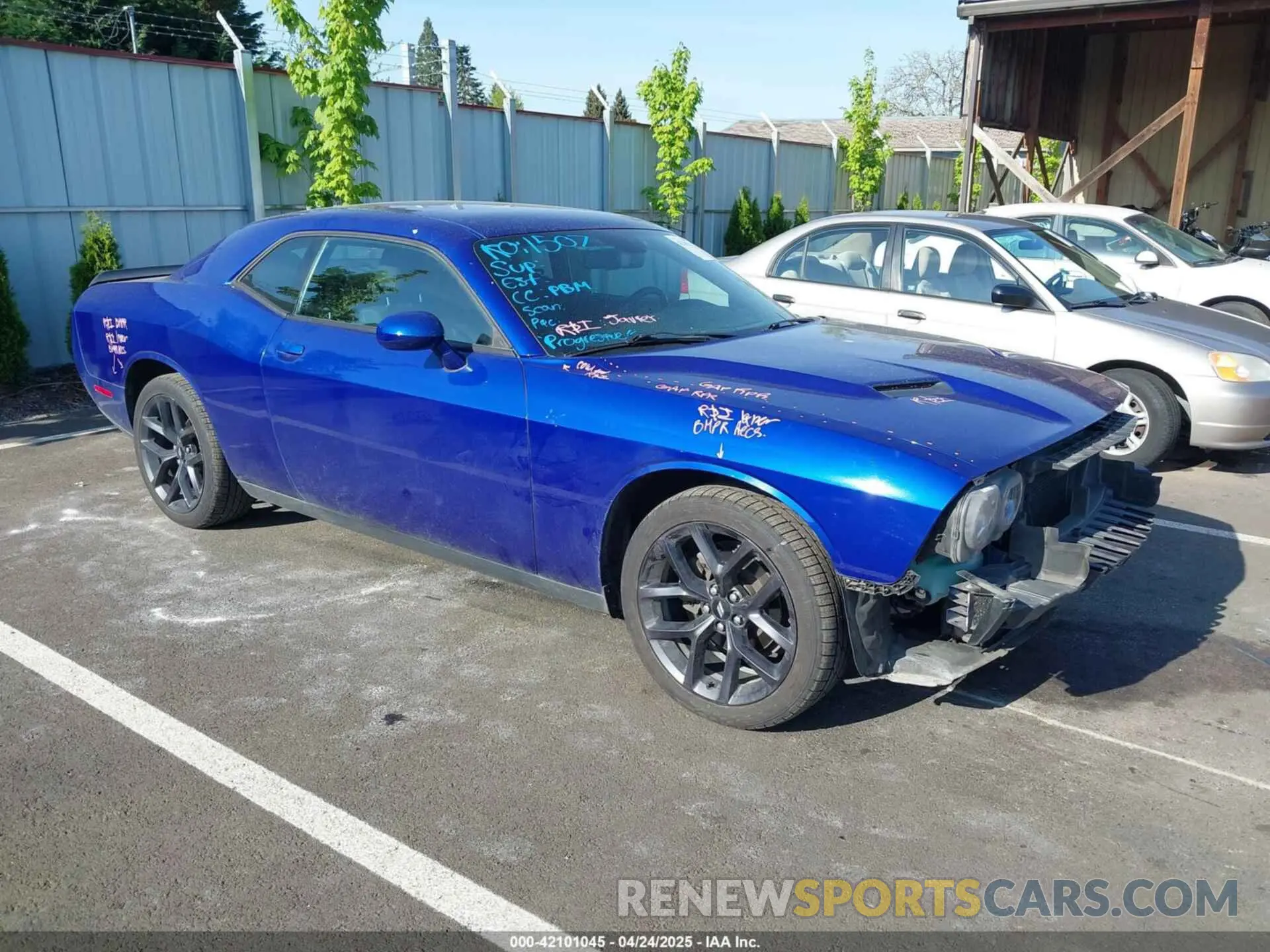 1 Photograph of a damaged car 2C3CDZAG0KH530232 DODGE CHALLENGER 2019